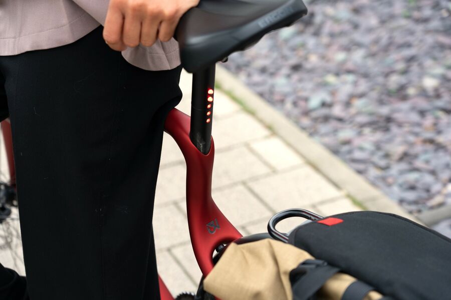 URWAHN | Platzhirsch Urban E-Bike integriertes Rücklicht Sattelstütze